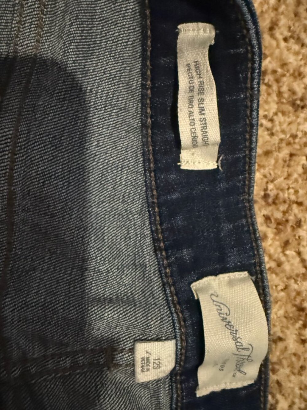 Universal Thread High Rise Slim Straight - Picture 3 of 4